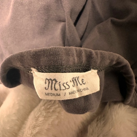 Miss Me brown cropped Tee - Picture 3 of 3